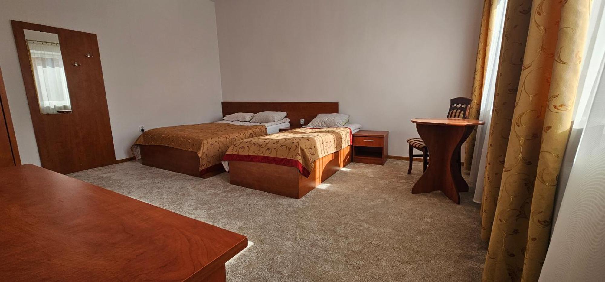 Rest Hostel Airport Modlin Nowy Dwór Mazowiecki المظهر الخارجي الصورة