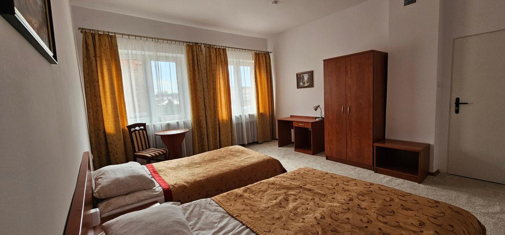 Rest Hostel Airport Modlin Nowy Dwór Mazowiecki المظهر الخارجي الصورة