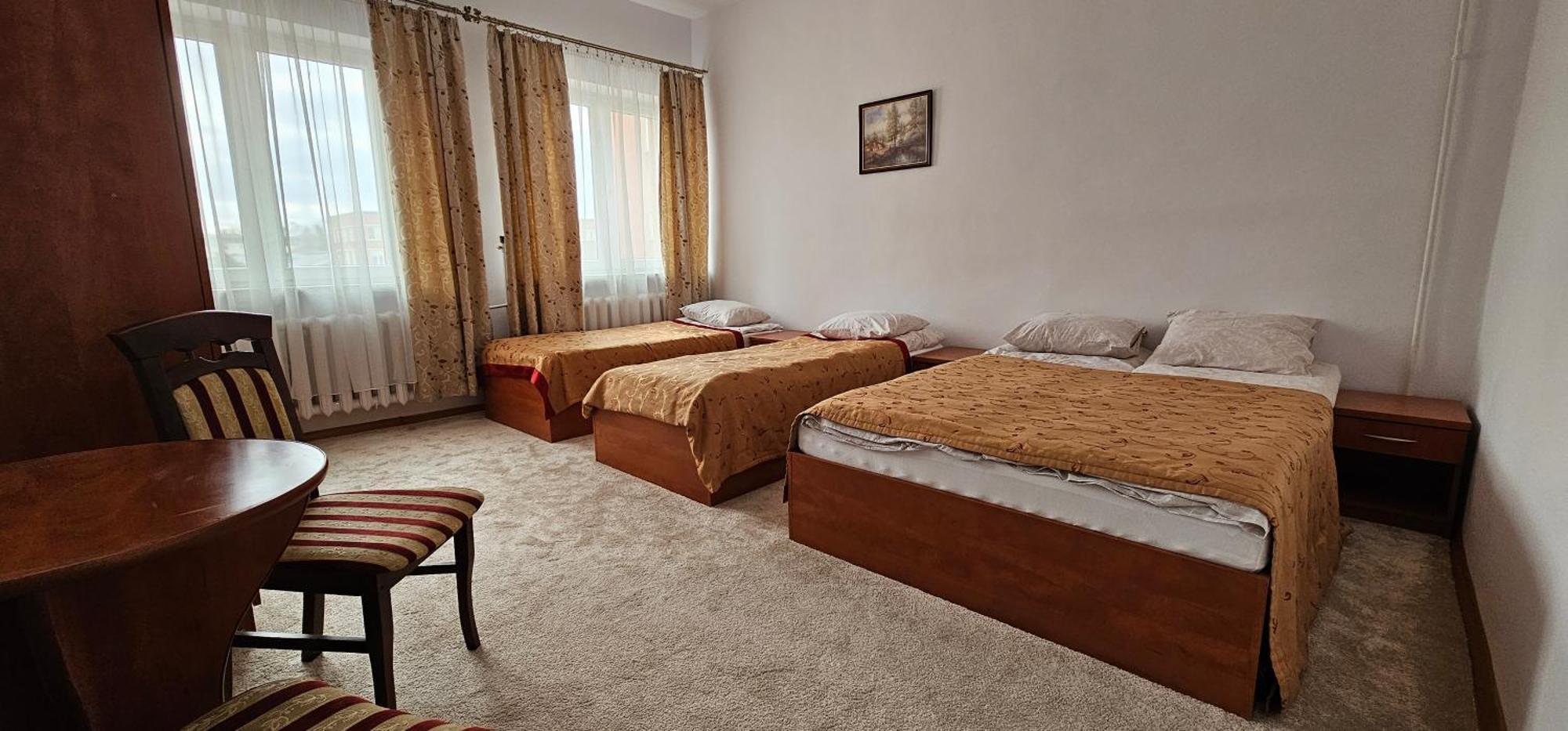 Rest Hostel Airport Modlin Nowy Dwór Mazowiecki المظهر الخارجي الصورة