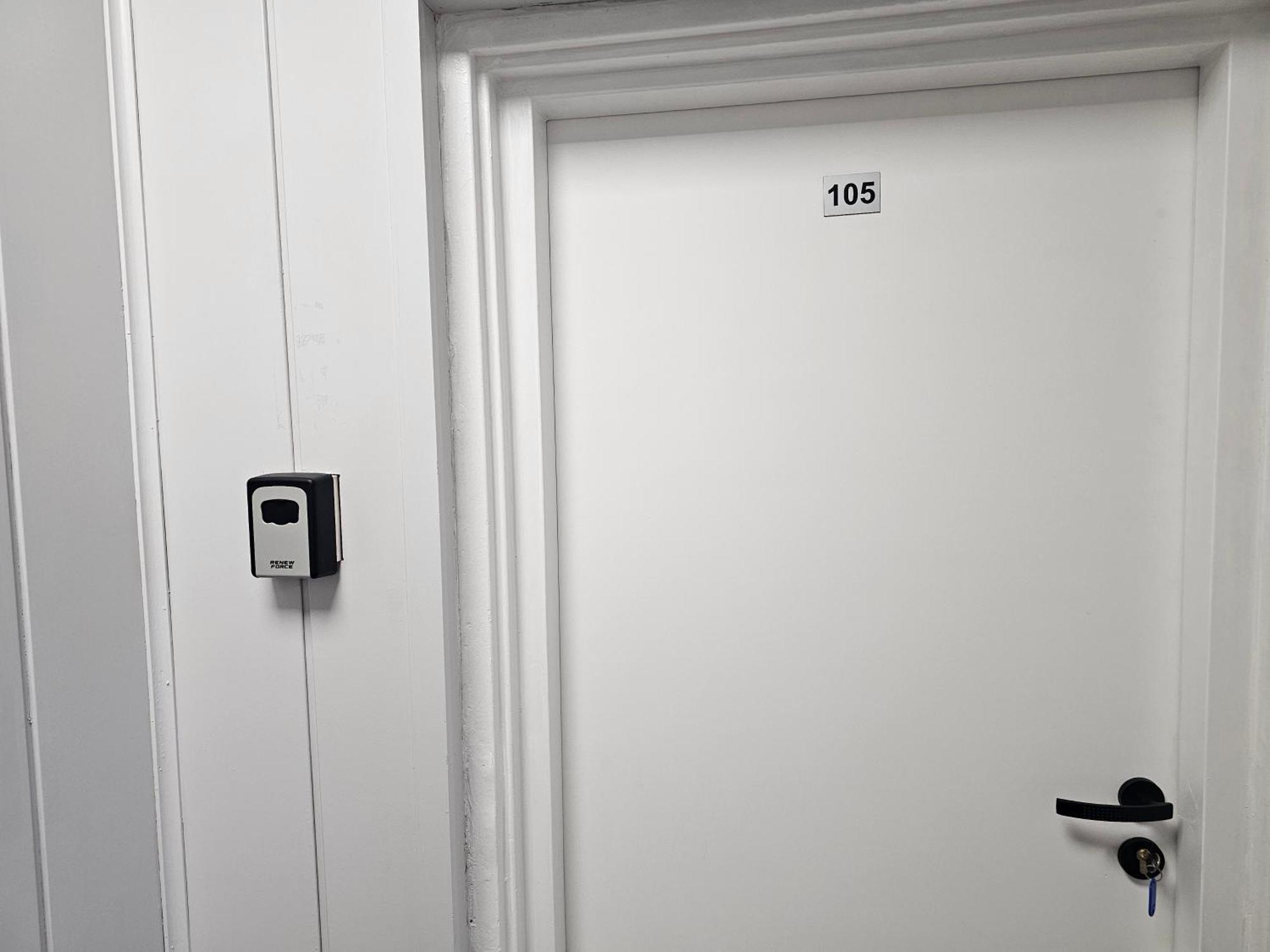 Rest Hostel Airport Modlin Nowy Dwór Mazowiecki الغرفة الصورة