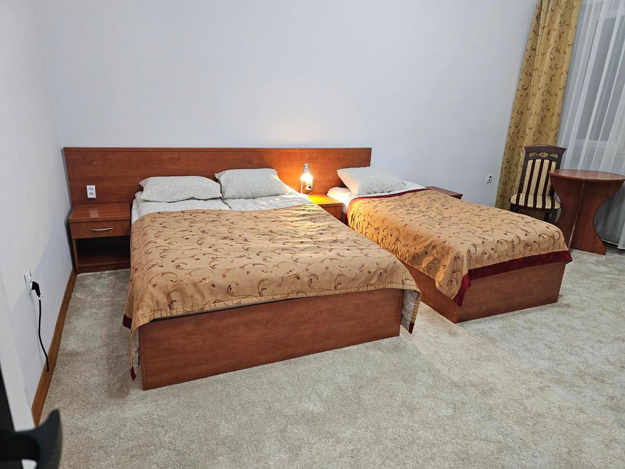 Rest Hostel Airport Modlin Nowy Dwór Mazowiecki المظهر الخارجي الصورة